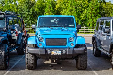 Pigeon Forge, TN - August 25, 2017: Modified Jeep Wrangler Sahara Unlimited JK Hardtop at a local enthusiast rally.
