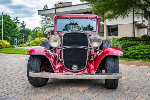 Highlands June 2022 Low Perspective Front View 1932 Chevrolet Rumble — 스톡 사진