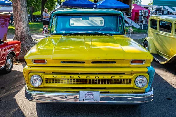 Falcon Heights Червня 2022 Передній Вигляд Chevrolet C10 Pickup Truck — стокове фото