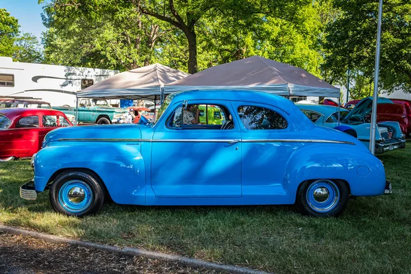 Falcon Heights Juin 2022 Vue Latérale Haute Perspective Coupé Plymouth — Photo