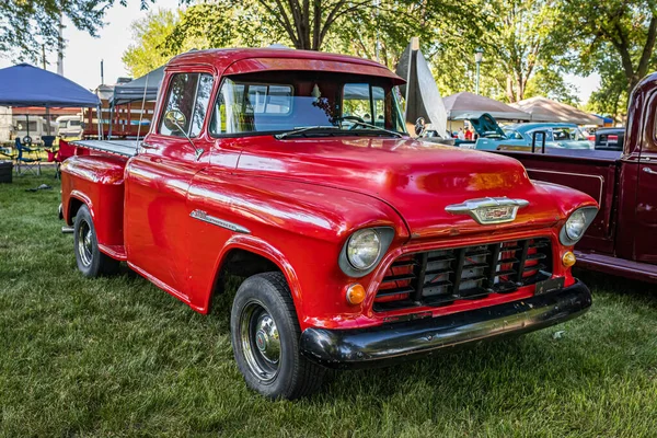 Falcon Heights 2022 Június Egy 1955 Chevrolet Task Force 3100 — Stock Fotó