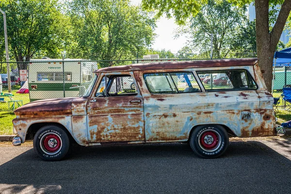 Falcon Heights Június 2022 Magas Perspektívájú Oldalnézet Egy 1964 Chevrolet — Stock Fotó