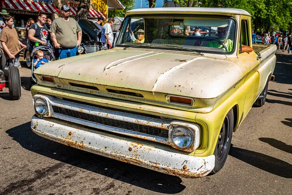 Falcon Heights Junho 2022 Vista Frontal Alta Perspectiva Chevrolet C10 — Fotografia de Stock