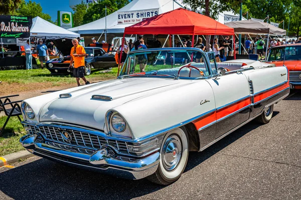 Falcon Heights Junho 2022 Vista Frontal Alta Perspectiva Packard Caribbean — Fotografia de Stock