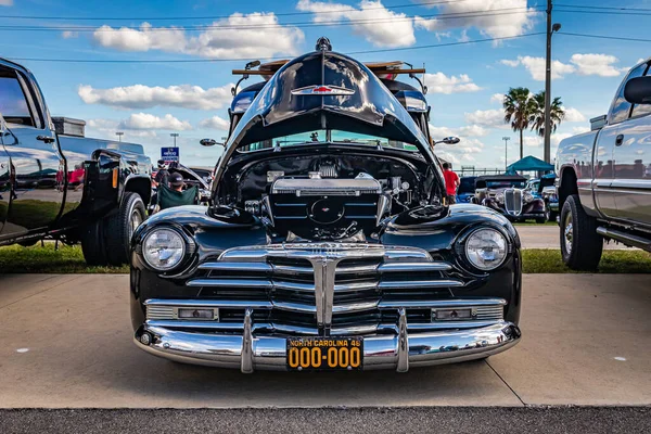 Daytona Beach November 2020 Low Perspective Frontview Van Een 1967 — Stockfoto