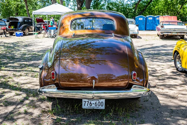 Falcon Heights Червня 2022 High Perspective Back View 1940 Oldsmobile — стокове фото