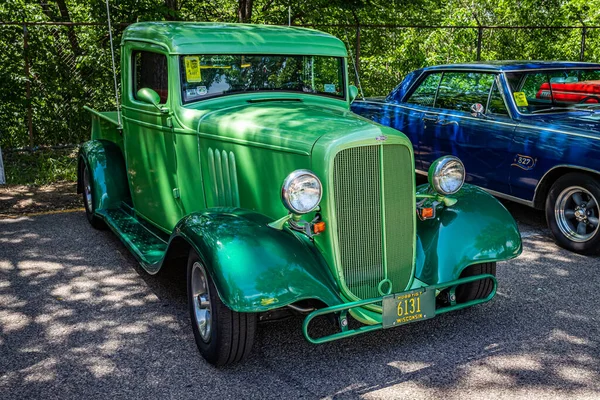 Falcon Heights Haziran 2022 1935 Chevrolet Half Ton Pickup Truck — Stok fotoğraf