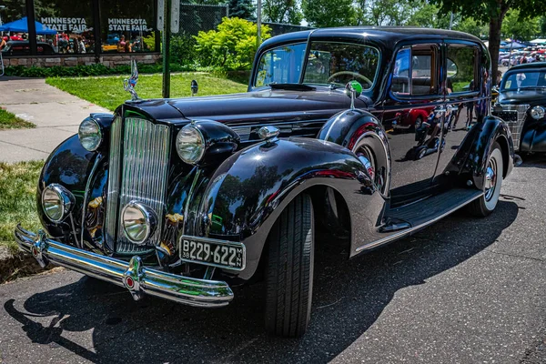 Falcon Heights Juni 2022 Hochperspektivische Frontansicht Einer Packard 1607 V12 — Stockfoto