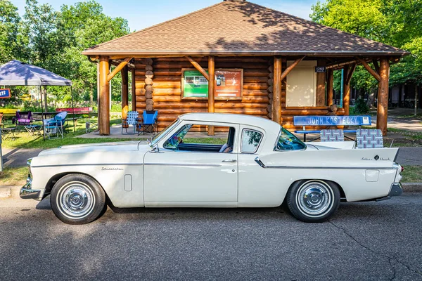 Falcon Heights June 2022 High View View 1959 Studebaker Silver — 스톡 사진
