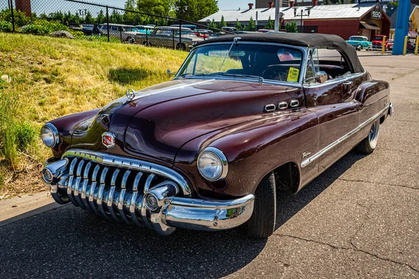 Falcon Heights Junho 2022 Vista Frontal Alta Perspectiva Buick Eight — Fotografia de Stock