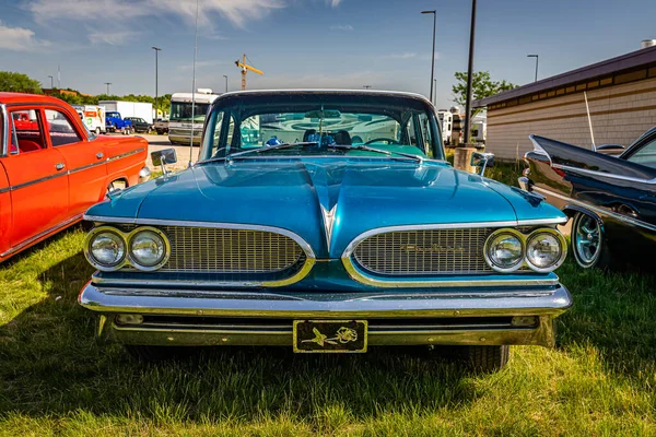 Falcon Heights June 2022 High View View 1959 Pontiac Catalina — 스톡 사진