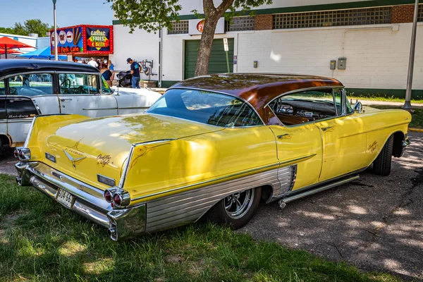 Falcon Heights Junho 2022 Vista Canto Traseiro Alta Perspectiva Cadillac — Fotografia de Stock