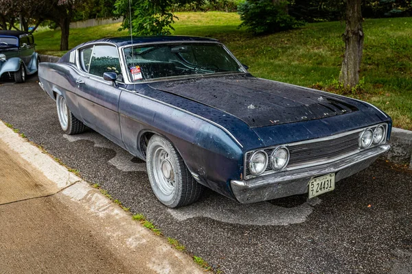 Des Moines Július 2022 Magas Perspektíva Egy 1969 Ford Torino — Stock Fotó