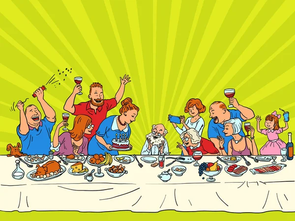 祖父の誕生日 家族の休日 記念日だ お祝いのテーブルでの親戚は食べ物やケーキ 漫画ハンドイラストレトロベクトルスタイル — ストックベクタ