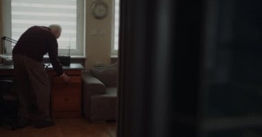 Emekli Yaşlı Adam 'ın Portresi.