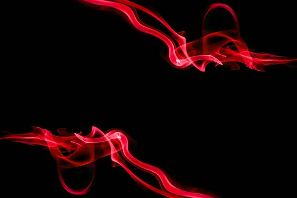 Wirbelnde Bewegung Der Roten Rauchgruppe Abstrakte Linie Auf Schwarzem Hintergrund — Stockfoto