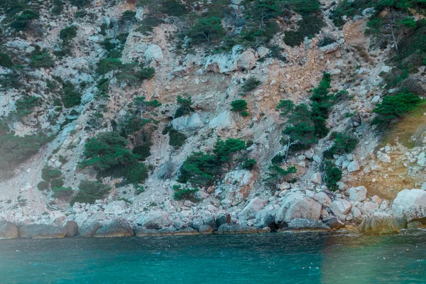 Deniz manzarası çok güzel.