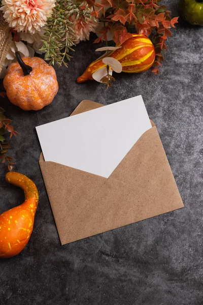 Herfst Festivalcompositie Happy Thanksgiving Day Halloween Achtergrond Met Een Envelop — Stockfoto