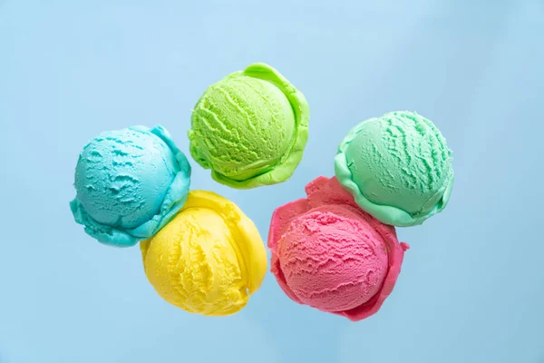 Flying Ice Cream Balls Bright Background High Quality Photo — Stockfoto