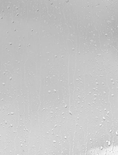 Σταγόνες Βροχής Γυάλινα Παράθυρα Επιφάνεια Γκρι Φόντο Του Ουρανού Φυσικό — Φωτογραφία Αρχείου