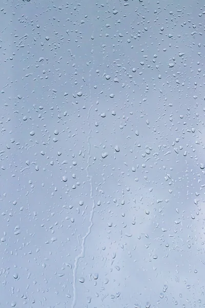 Eső Cseppek Ablaküveg Felületén Szürke Háttér Természetes Esőcseppek Háttere Absztrakt — Stock Fotó