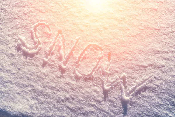 Palavra Neve Escrita Neve Tempo Ensolarado Inverno Conceito Tempo Frio — Fotografia de Stock