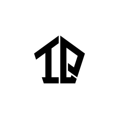 Beyaz arkaplanda izole edilmiş çokgen geometrik şekil tasarımlı IQ Monogram logo harfi. Yıldız çokgeni, kalkan yıldızı geometriği.