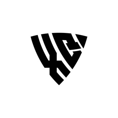 Beyaz arkaplanda izole edilmiş XQ Monogram logo harfli üçgen kalkan şekli tasarımı. Üçgen monogram logosu, kalkan monogramı, üçgen kalkan harfi..