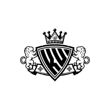 KU Monogram logo harfi ve basit kalkan taç tasarımı. Lüks monogram, aslan lüksü logosu.,