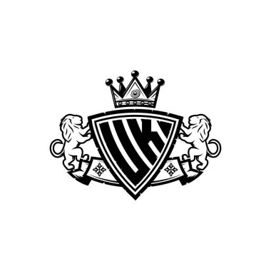 İngiliz monogram logo harfinin üzerinde basit kalkan taç tasarımı var. Lüks monogram, aslan lüksü logosu.,