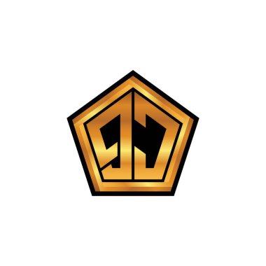 Yalıtılmış arka plan, altın geometrik şekil, altın geometrik şekil, altın ve altın monogram ile geometrik altın şekil tasarımlı QC logosu