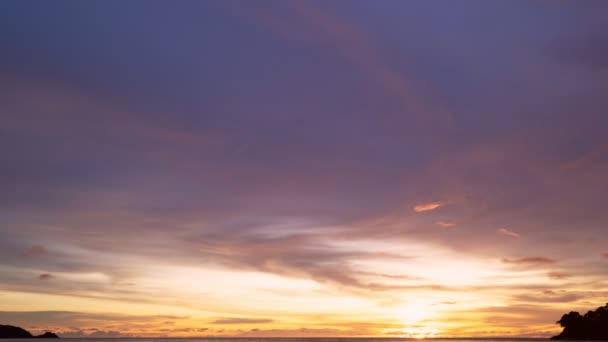 Sonnenuntergang Oder Sonnenaufgang Wolken Zeitraffer Dramatischer Sonnenuntergang Landschaft Mit Großen — Stockvideo