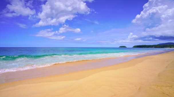 パラダイス島の美しい海のビーチ素晴らしいビーチ自然景観自然景観 — ストック動画
