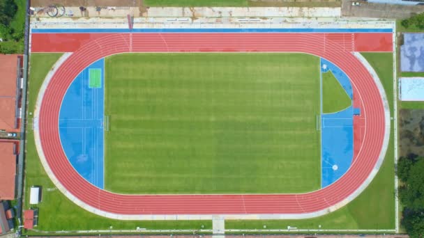 Flygfoto Nya Stadion Top Från Drone View Grön Fotboll Fotbollsplan — Stockvideo