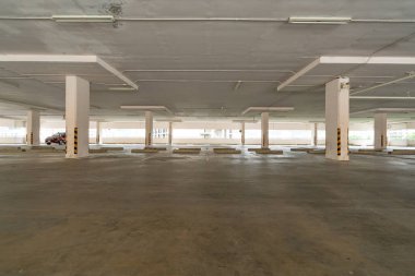 Garaj mağazası içi boş otopark ya da garaj iç mimari ofis