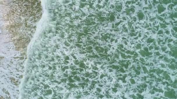 Onde Incredibili Che Rotolano Dall Alto Verso Basso Drone Vista — Video Stock