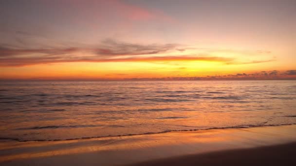 Море Закате Восходе Над Морем Видео Солнце Трогает Хвостом Красное — стоковое видео
