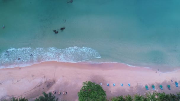 Εκπληκτική Όμορφη Παραλία Αεροφωτογραφία Της Τροπικής Θάλασσας Στο Όμορφο Νησί — Αρχείο Βίντεο