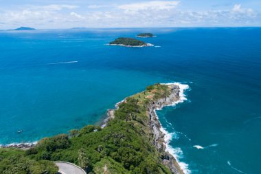 Havadan görünümü robot panorama laem promthep cape, yaz sezonunda, phuket Tayland andaman Denizi güzel sahne bardak güzel seyahat arka plan ve Web sitesi tasarım doğa arka plan
