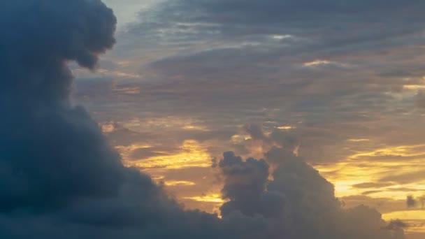 Nuages Incroyables Sur Mer Timelapse Coucher Lever Soleil Ciel Doré — Video