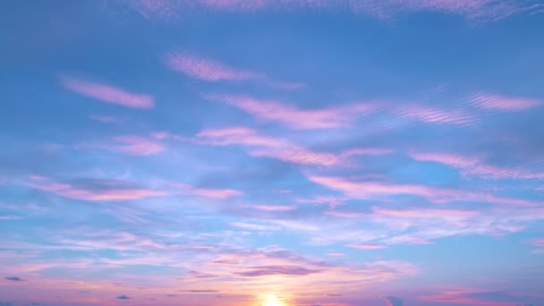 Time Lapse Πολύχρωμα Σύννεφα Στο Χρόνο Ηλιοβασιλέματος Όμορφο Φως Της — Αρχείο Βίντεο