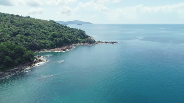 Beautiful Seashore Rocks Phuket Ocean Sea Waves Crashing Rocks Cliff — Video Stock