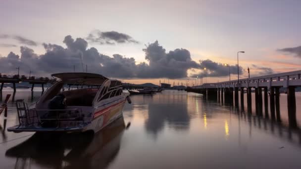 Phuket Thajsko Time Lapse Chalong Molo Během Východu Slunce Nebo — Stock video