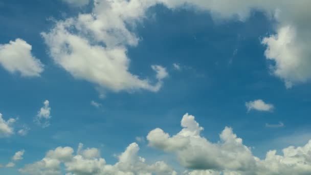 Summer Clouds Pozadí Blue Sky White Clouds Cloudscape Timelapse Amazing — Stock video