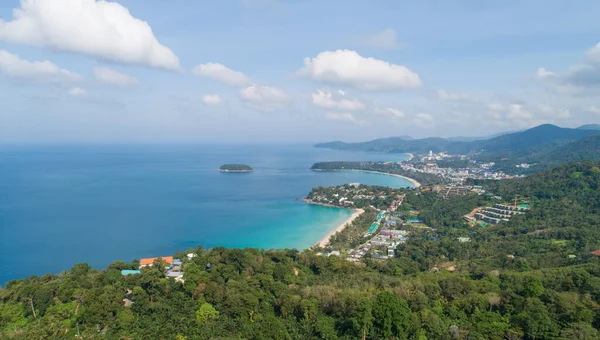 Phuket Adası Tayland 'daki Kata, Karon plaj manzaralı, Phuket Tayland' daki güzel manzaralı güzel manzaralı güzel manzaralı hava manzaralı manzara manzaralı manzara.