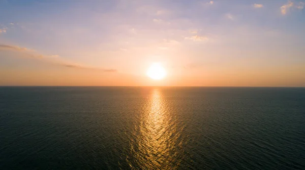 Letecký Pohled Krásný Výhled Západ Slunce Nad Mořem Povrch Krásná — Stock fotografie