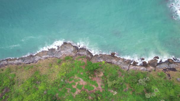 Vista Aérea Orilla Del Mar Isla Phuket Hermosa Superficie Del — Vídeos de Stock