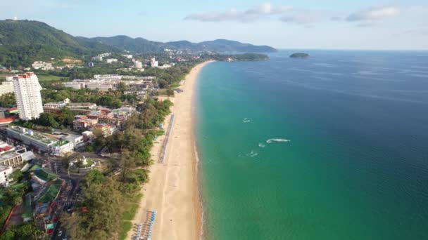 Aerial Drone Shot Tropical Sea Beautiful Waves Crashing Sandy Shores — Stok video