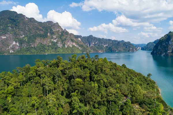 Вид Воздушного Дрона Пик Тропической Горы Таиланде Красивые Острова Архипелага — стоковое фото