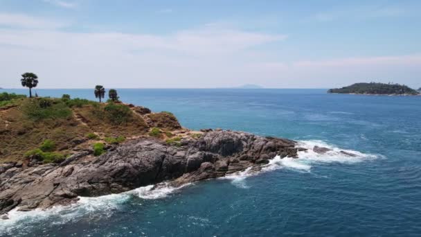 Aerial View Seashore Phuket Island Beautiful Sea Surface Amazing Waves — Wideo stockowe